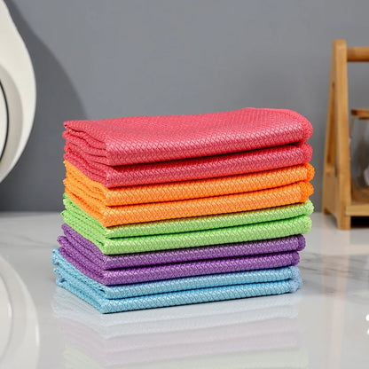 Microfiber Cleaning Cloth for Glass Kitchens and Automobiles