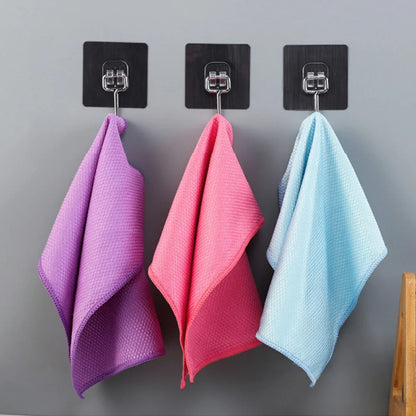 Microfiber Cleaning Cloth for Glass Kitchens and Automobiles