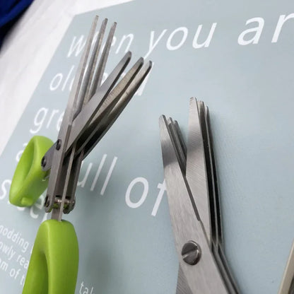 Multipurpose Stainless Steel Kitchen Scissors for Pepper Preparation - Cooking Tool