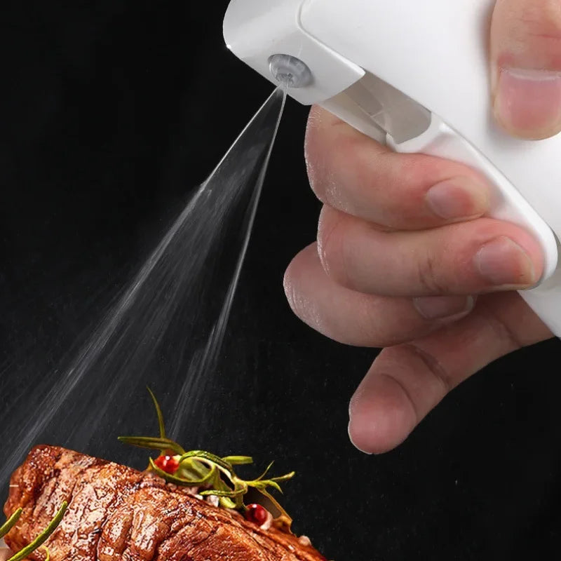 Press-type Oil Spray Bottle 200/300/500ML Kitchen Cooking Oil Sprayer Outdoor Barbecue Oil Spray Bottle Vinegar Soy Sauce.