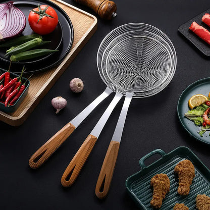 New 3 Sizes Wooden Handle Large Colander Stainless Steel French Fries Sieve Spoon Skimmer Home Cooking Gadgets Kitchen Utensils.